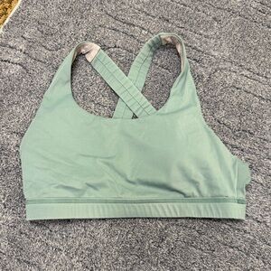 3/$25 🌿 Criss Cross Back Sage Green Sports Bra Activewear S/M